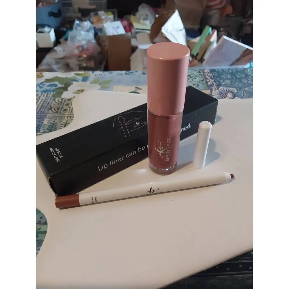 BNIB~Beauty Vaulte Lip Gloss & Lip Liner in Feeling Phoebe